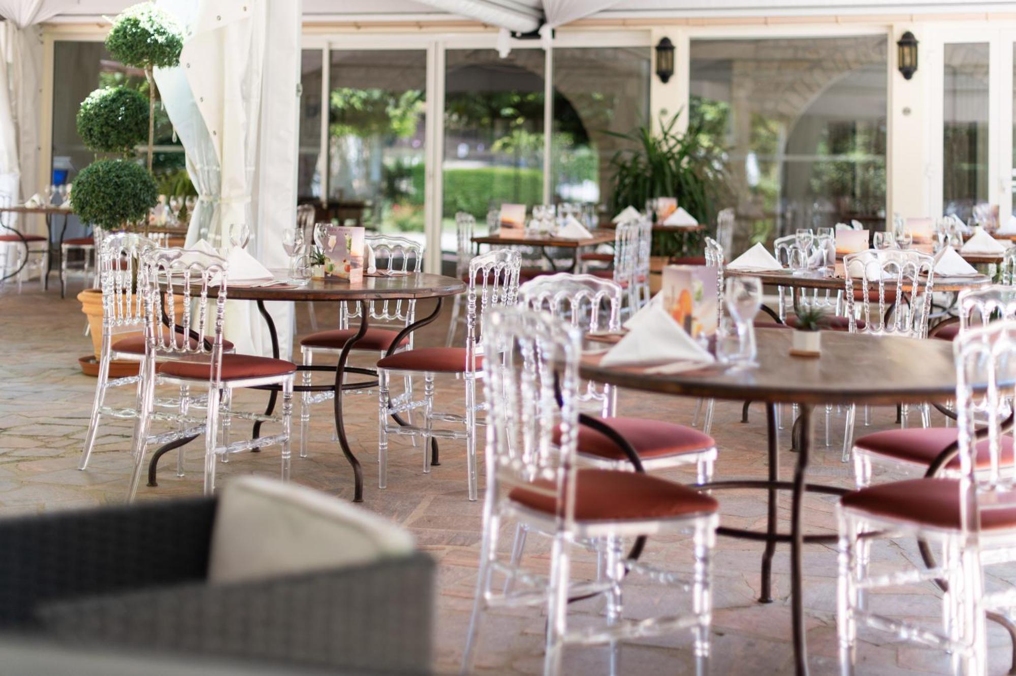 Logis Hotels - Hotel Restaurant Domaine Les Falaises Мартель Екстер'єр фото