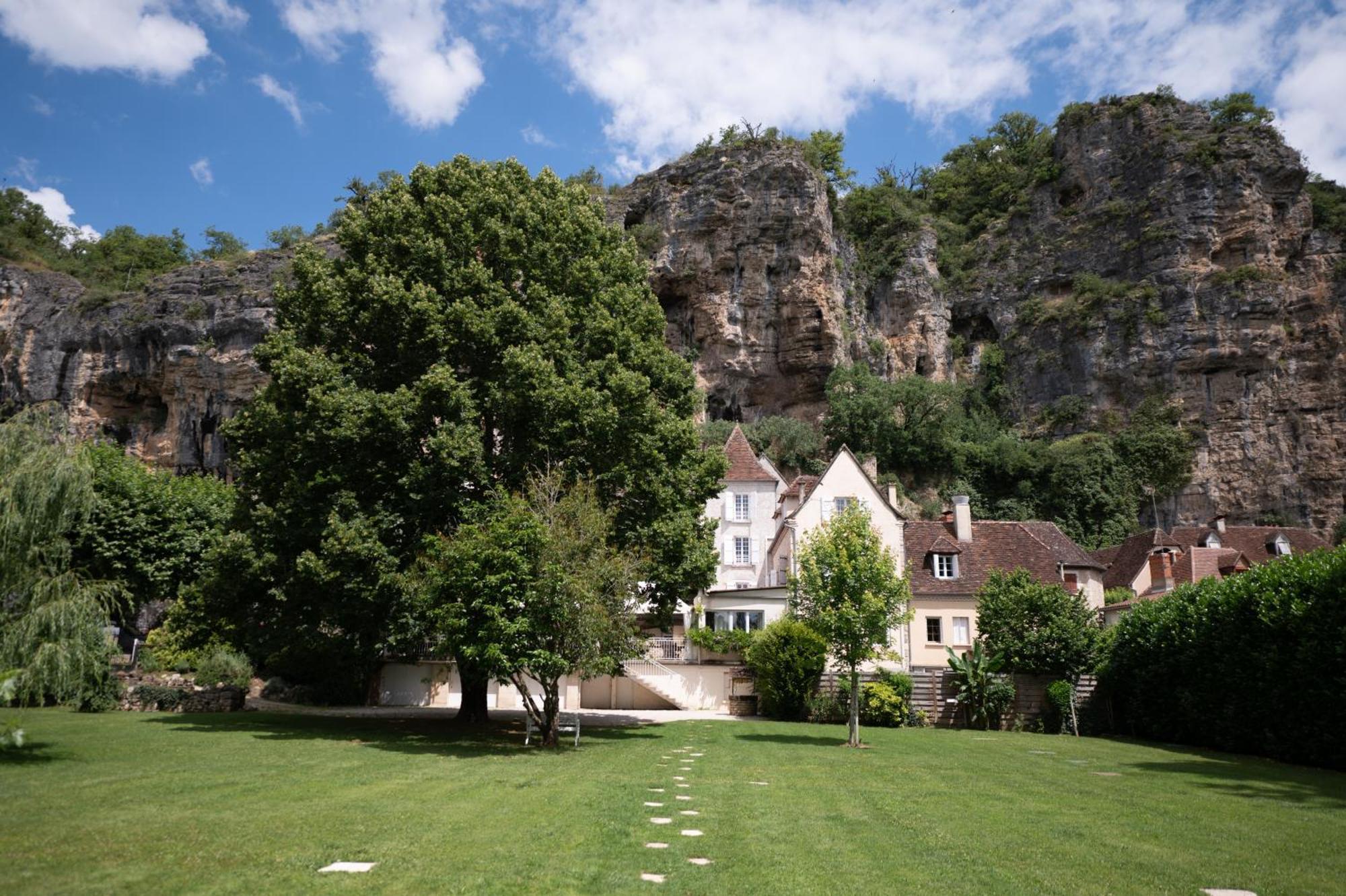 Logis Hotels - Hotel Restaurant Domaine Les Falaises Мартель Екстер'єр фото